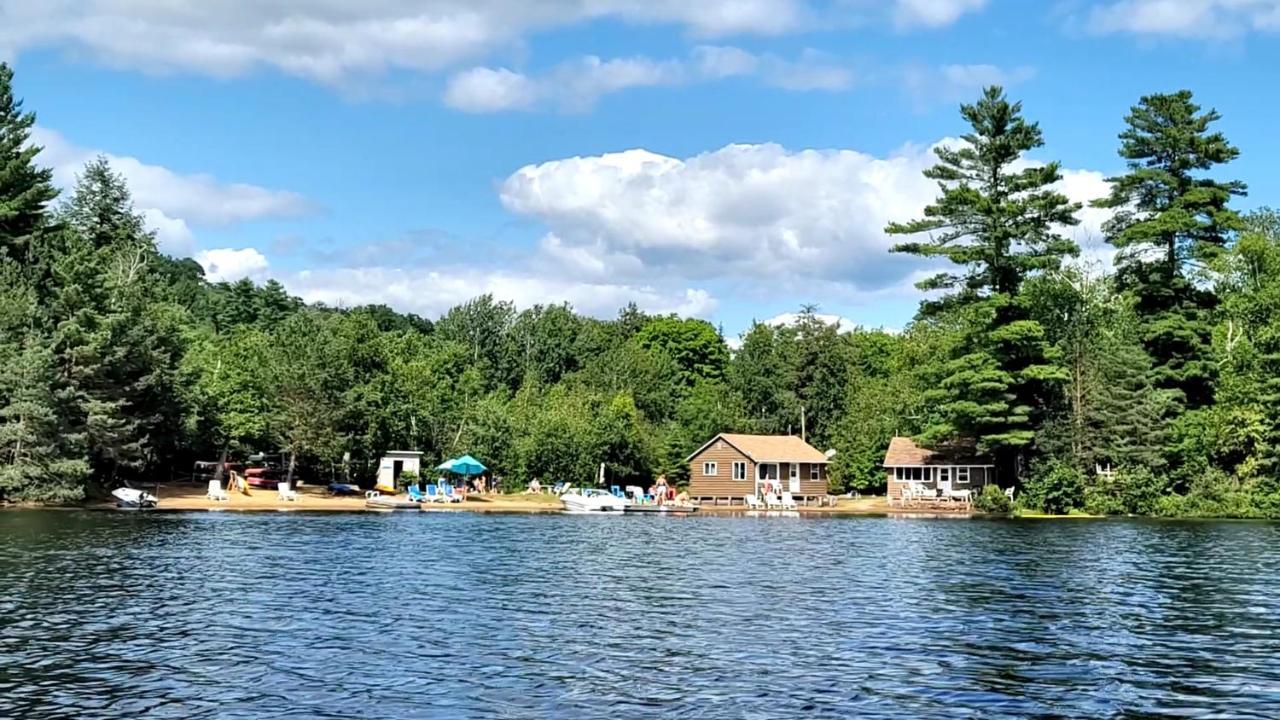 Parkway Cottage Resort And Trading Post Dwight المظهر الخارجي الصورة
