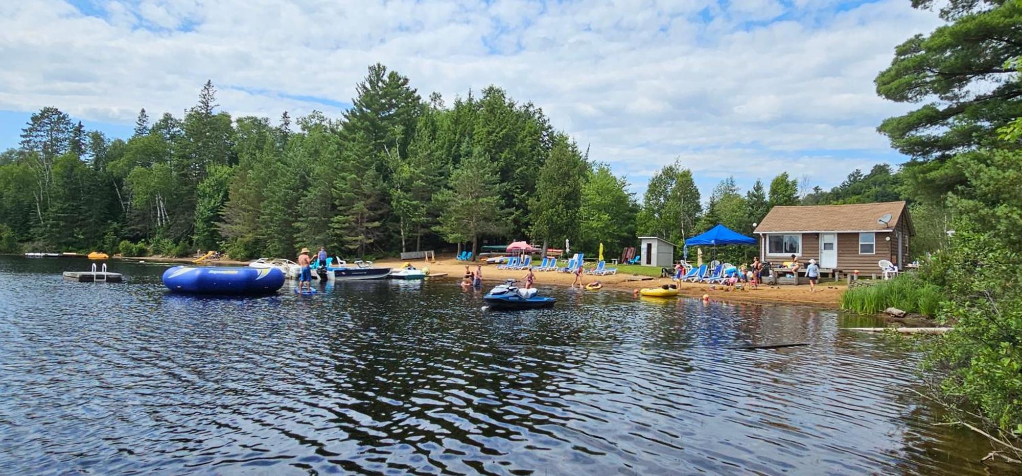 Parkway Cottage Resort And Trading Post Dwight المظهر الخارجي الصورة